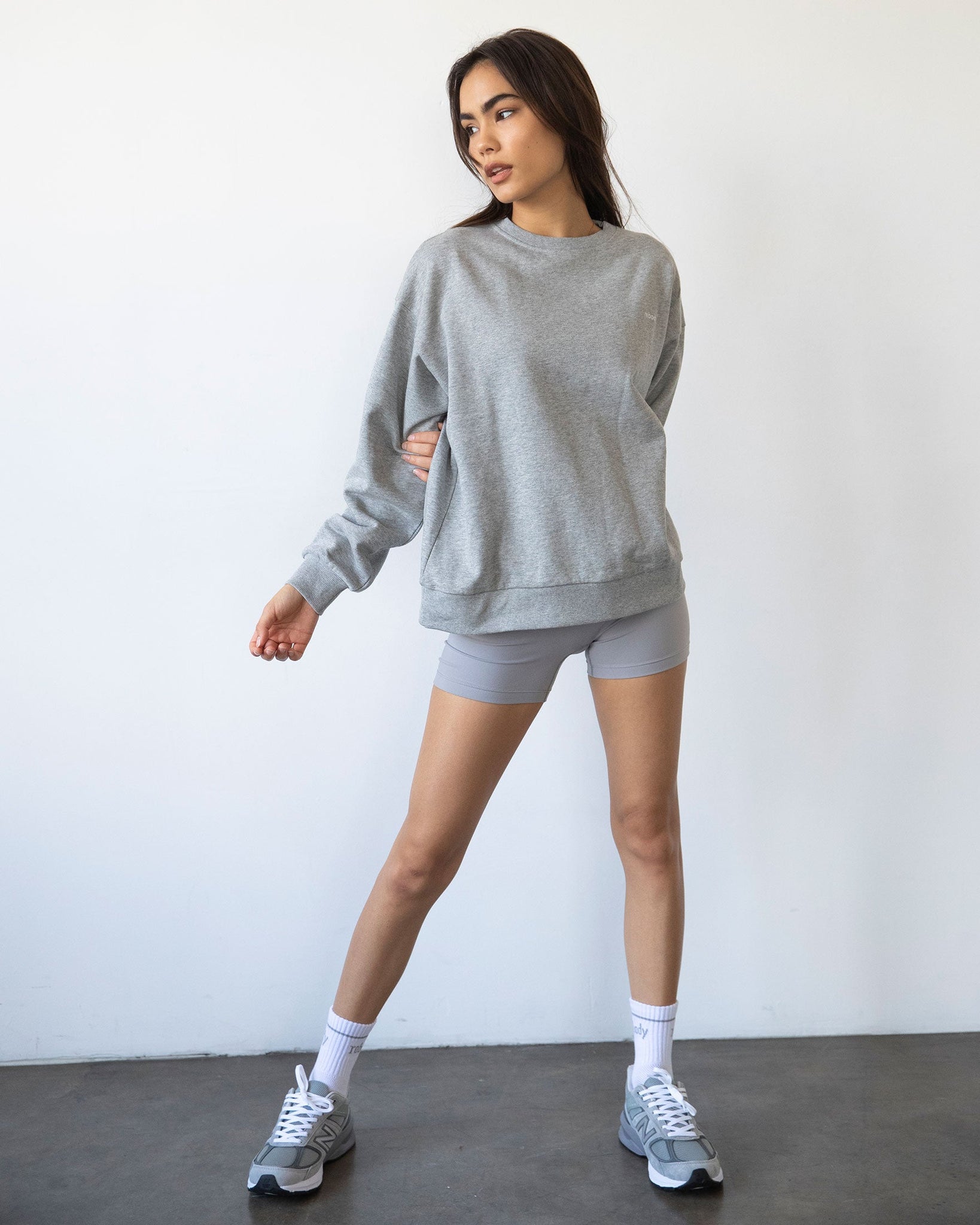 Rebody Lifestyle Sweatshirt-2